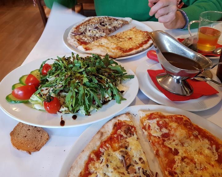 Susanna's Trattoria e Pizzeria